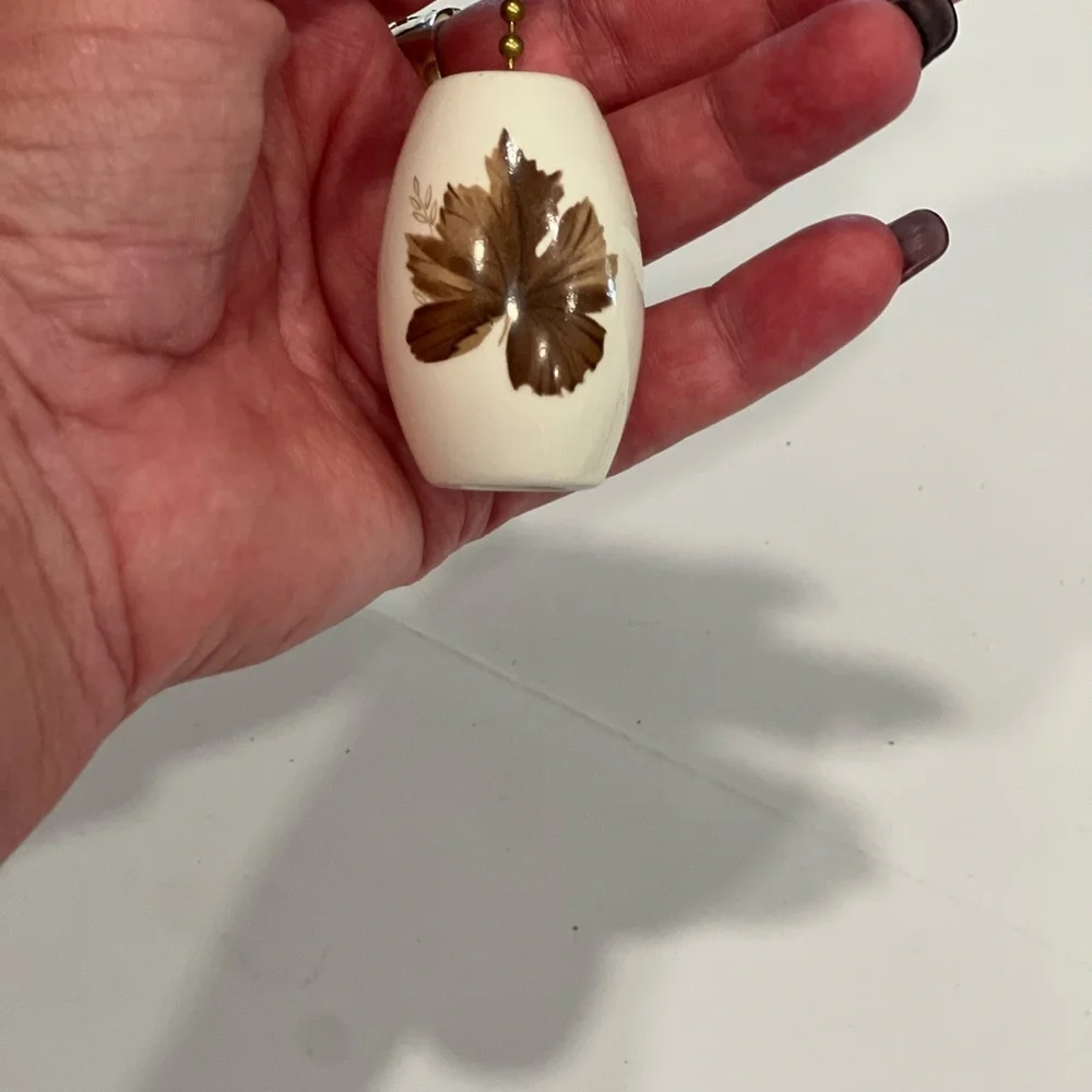 Vintage ceiling fan pulls - Picture 3 of 4